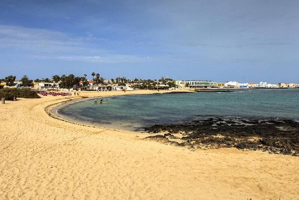 Apartamento Recien Reformado En Centro A Tres Minutos De La Playa Apartman Corralejo Kültér fotó
